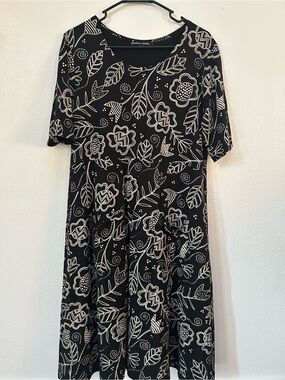 Gudrun Sjödén Women’s Black Floral Knit Dress, size Medium, Lagenlook, artsy